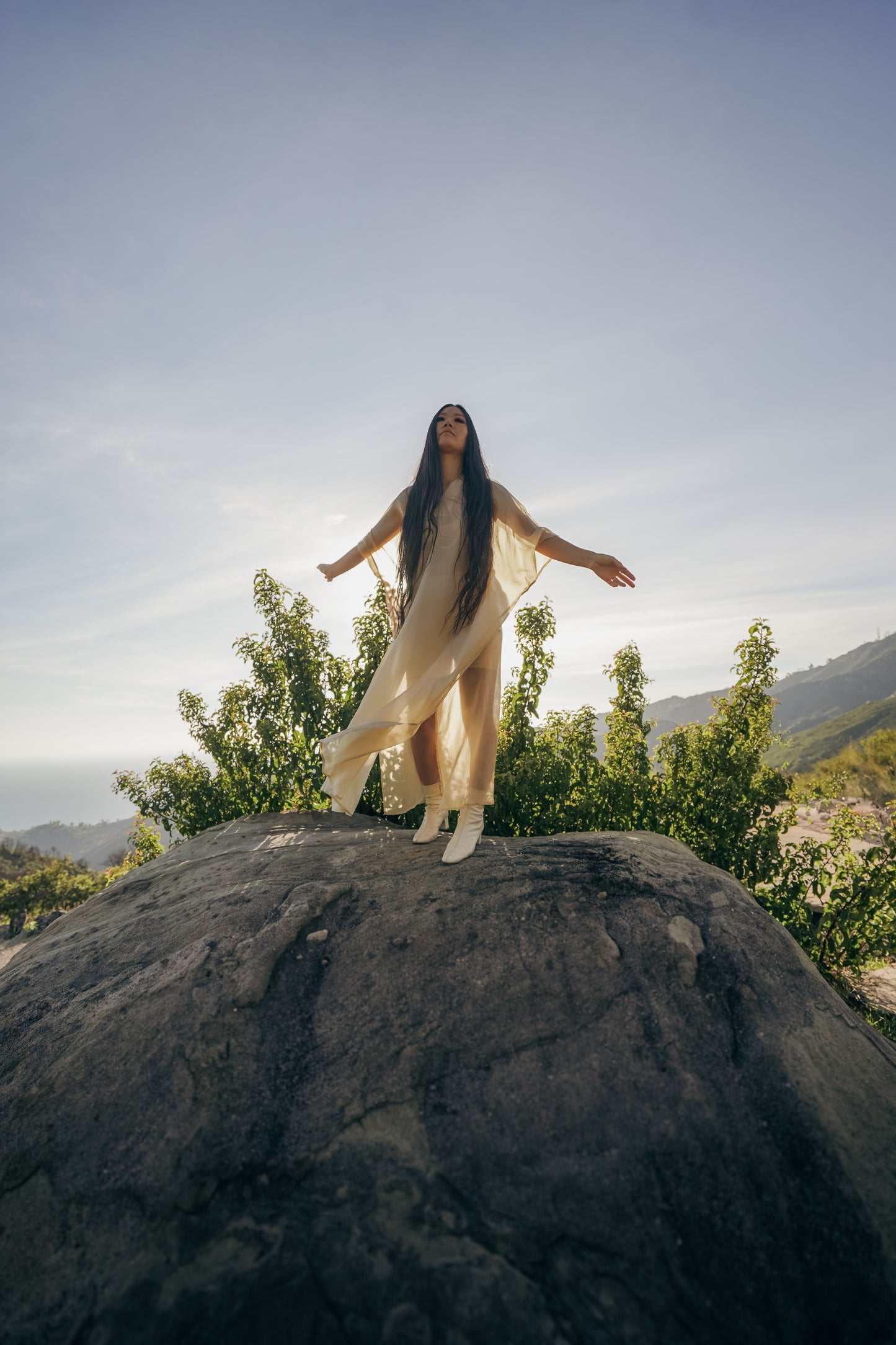 Morning Gold Dress for the Ceremony of Life